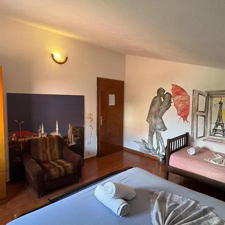 Arka אכסניה שקודר