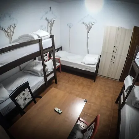 Arka אכסניה שקודר